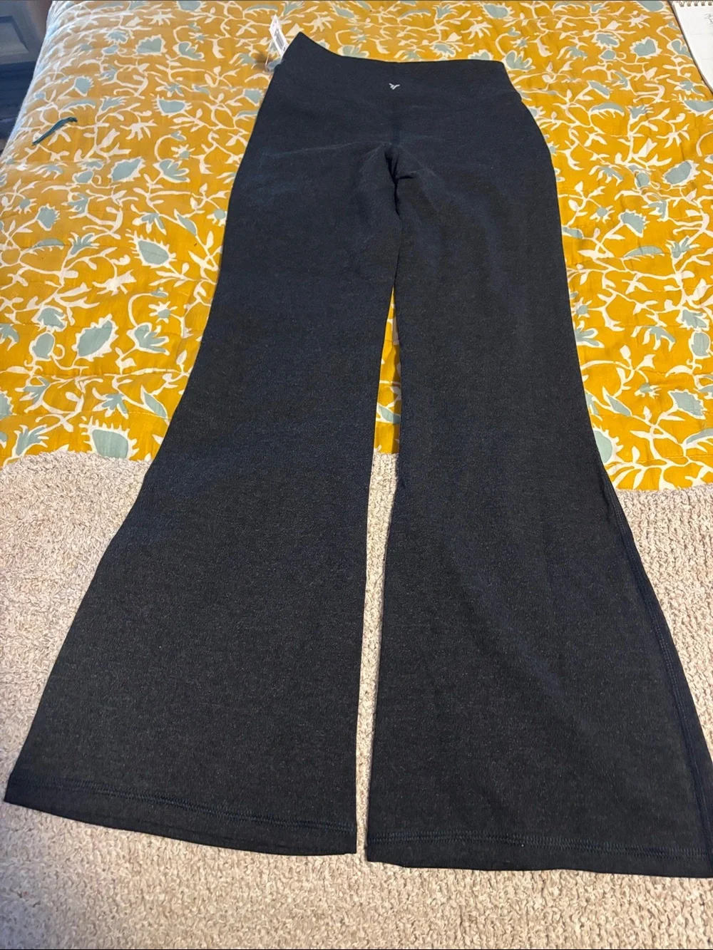 NWT Old Navy Active Girls Power Chill High Rise Flare Pants Grey Go Dry